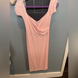 Size med light pink maternity dress